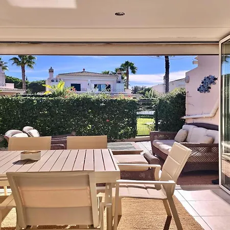Cypress 3bed With Terrace And Pool Access By Cleverdetails Vilamoura
