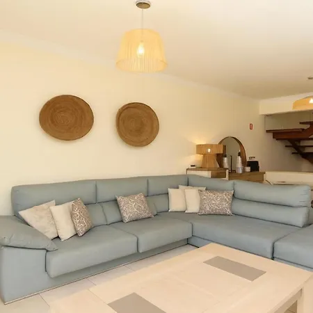 Cypress 3bed With Terrace And Pool Access By Cleverdetails * Vilamoura