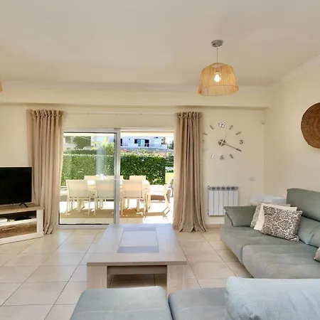 Cypress 3bed With Terrace And Pool Access By Cleverdetails * Vilamoura