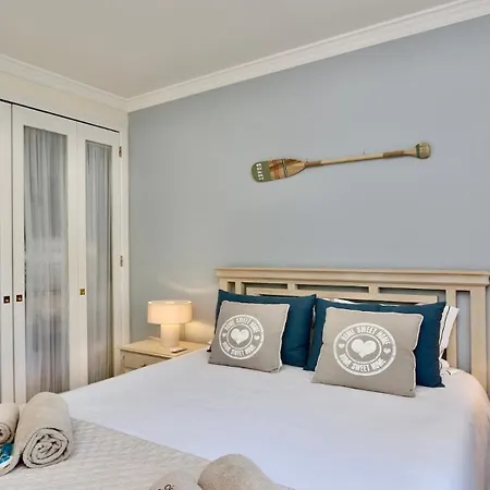Cypress 3bed With Terrace And Pool Access By Cleverdetails Villa *