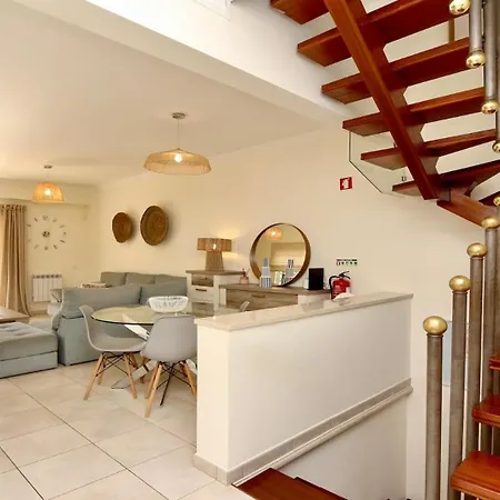 Cypress 3bed With Terrace And Pool Access By Cleverdetails Villa *