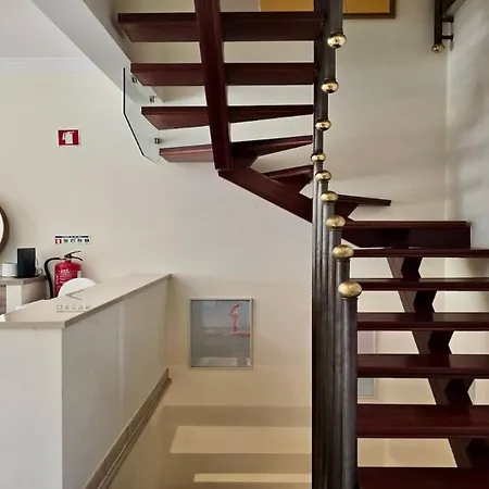 Cypress 3bed With Terrace And Pool Access By Cleverdetails *