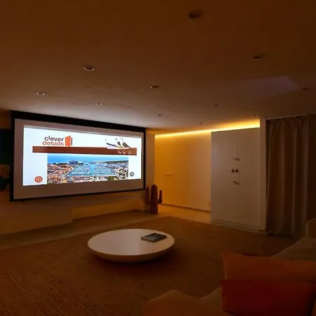 Cypress 3bed With Terrace And Pool Access By Cleverdetails