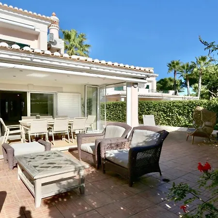 Cypress 3bed With Terrace And Pool Access By Cleverdetails *