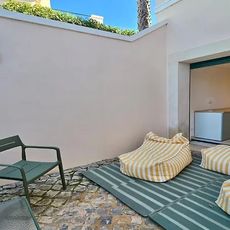 Cypress 3bed With Terrace And Pool Access By Cleverdetails *